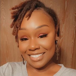 Meet your Posher, Shakka